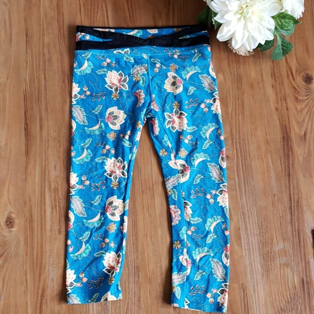 O'Neill 365 Venture Maximalist Floral Paisley Blue Capri Yoga Pants Womens M